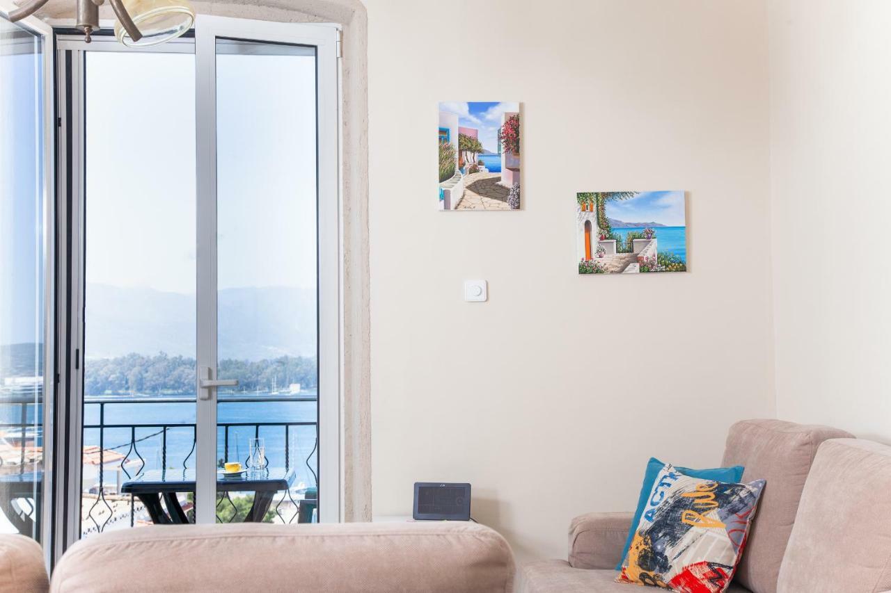 Villa @ Poros Poros Town エクステリア 写真