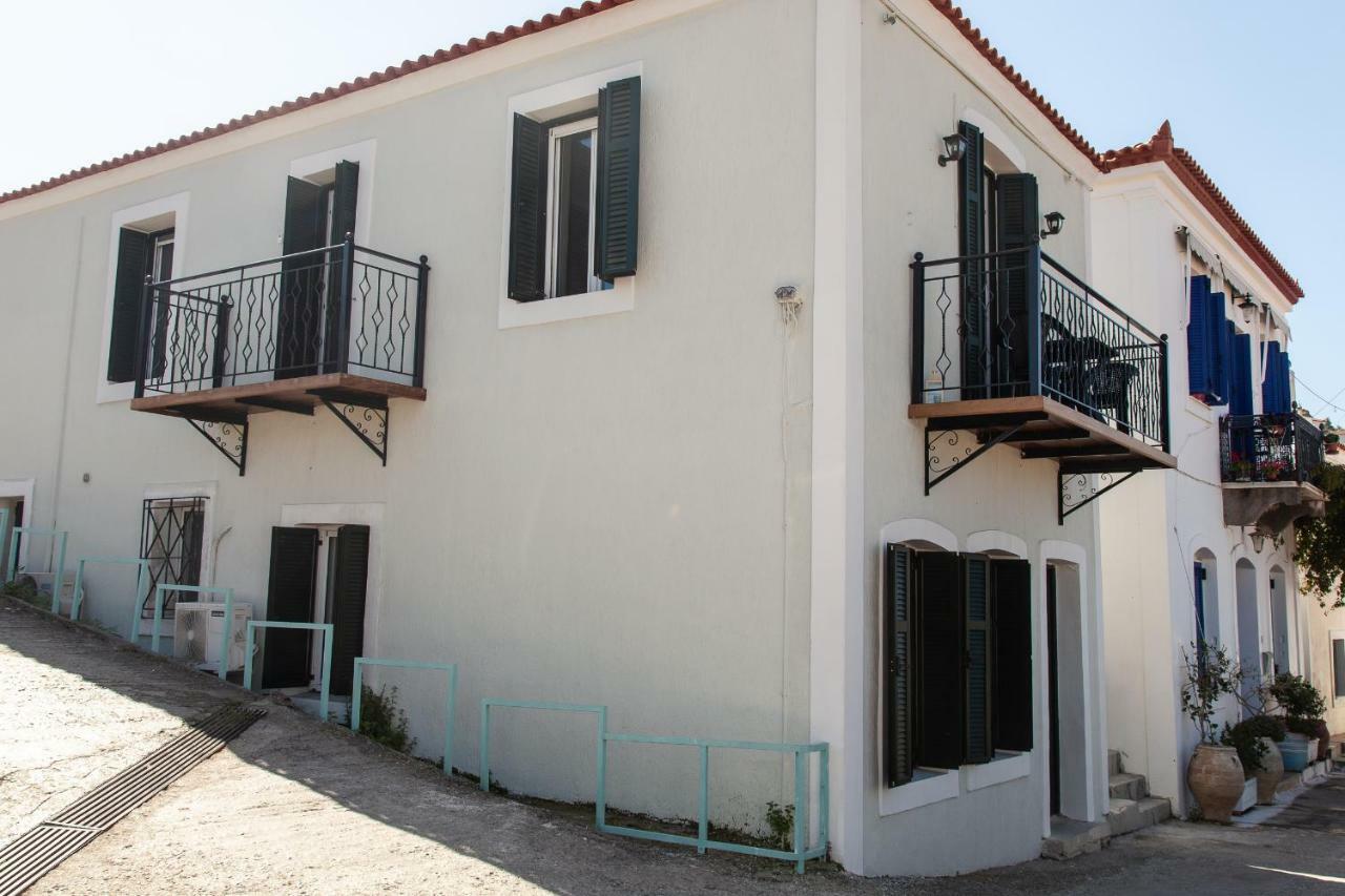 Villa @ Poros Poros Town エクステリア 写真